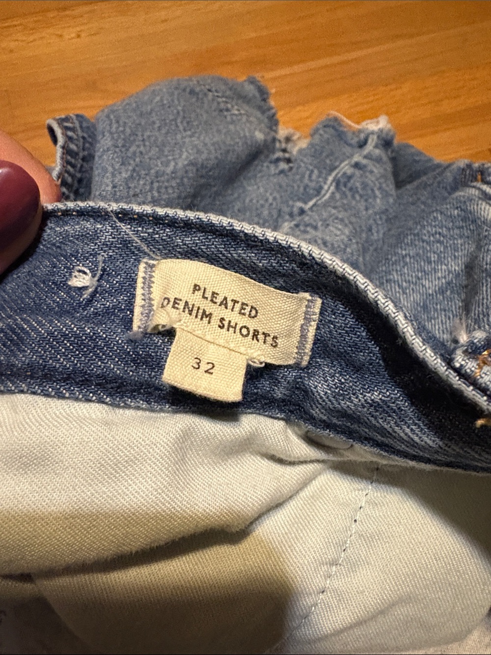 Classic High-Rise Raw Hem Denim Shorts - Madewell - Picture 4 of 6